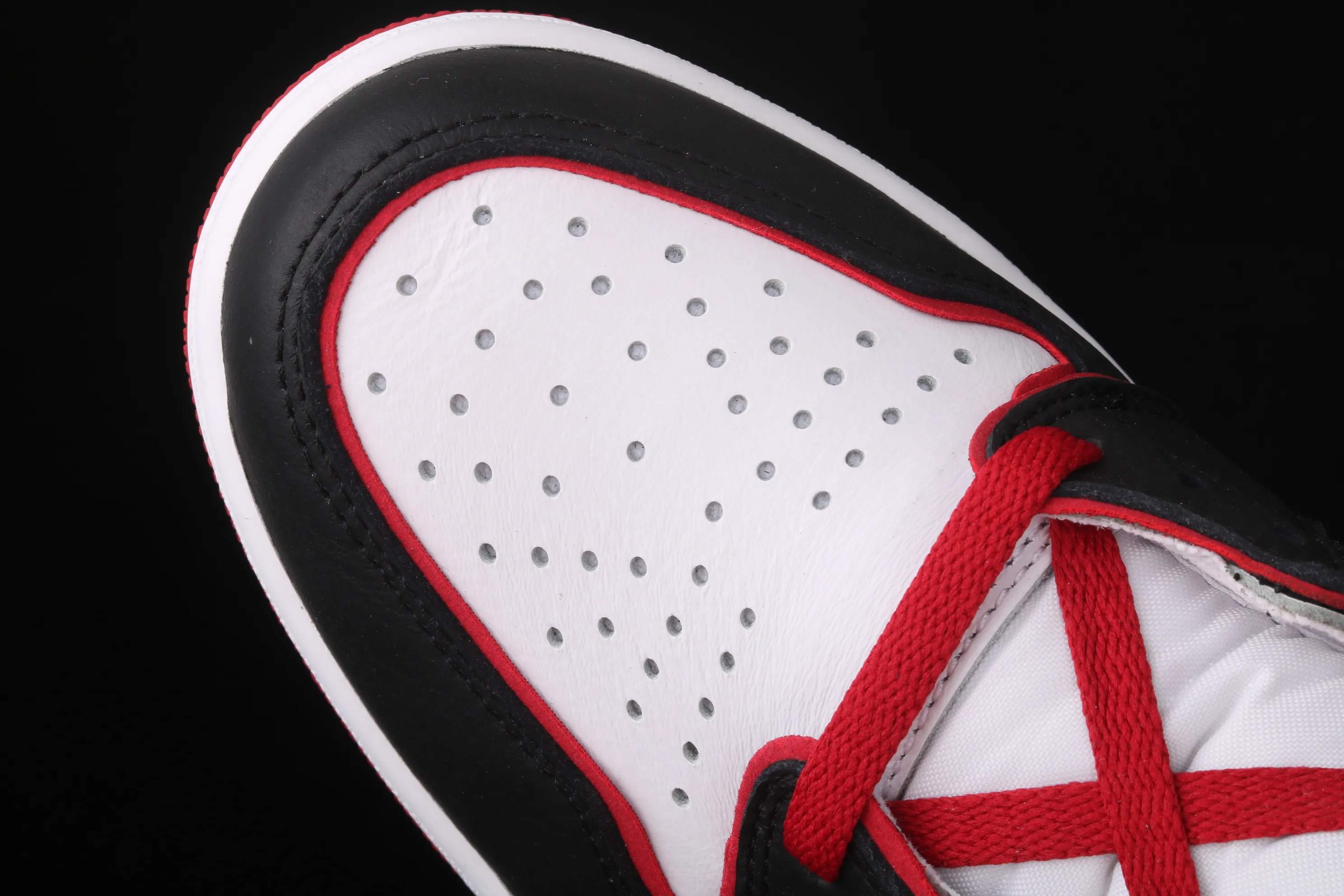 All categories Air Jordan Jordan series basketball shoes Air Jordan 1 High Air Jordan 1 Retro High OG AJ1 Joe 1 Human Flight 555088-062